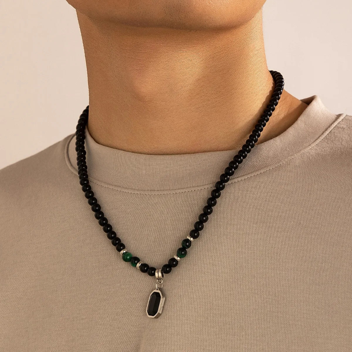 Men's stone bead necklace, hip-hop style, unique and high-end, simple and individualistic, collarbone chain accessory